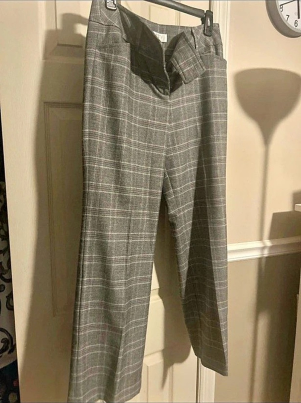 LOFT Plaid Trousers in Gray Size 6